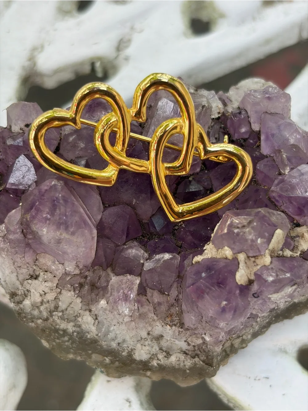 Gold-Tone Triple Heart Brooch - Elegant Women's Jewelry